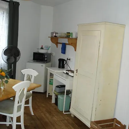 25 Qm Mit Bad An Der Mosel - Naehe Koblenz Dieblich