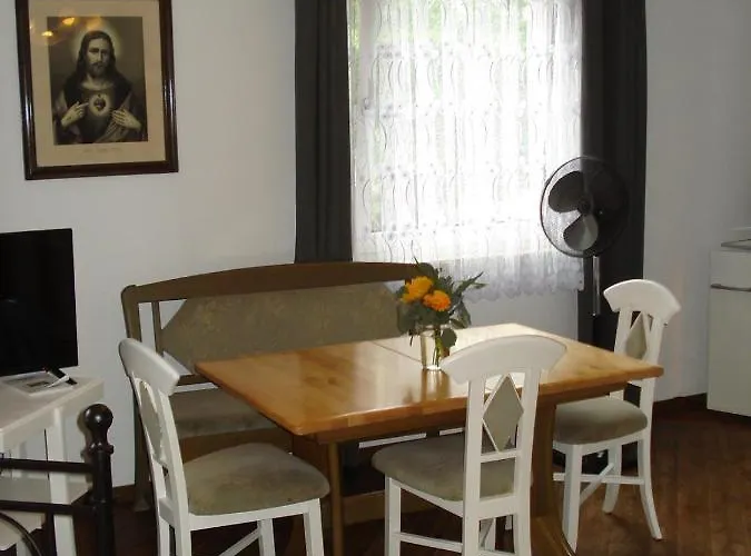 25 Qm Mit Bad An Der Mosel - Naehe Koblenz Dieblich