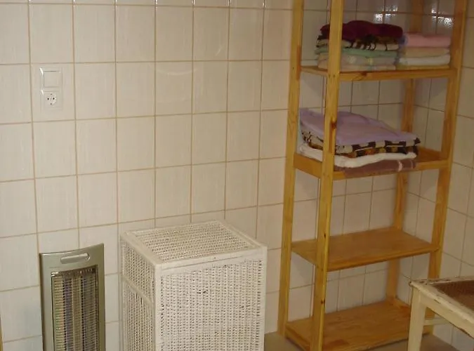 25 Qm Mit Bad An Der Mosel - Naehe Koblenz Dieblich